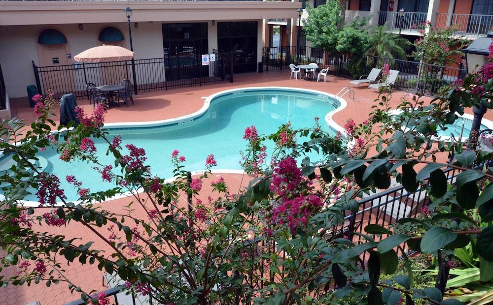 Days Inn & Suites By Wyndham Orlando Airport Εξωτερικό φωτογραφία