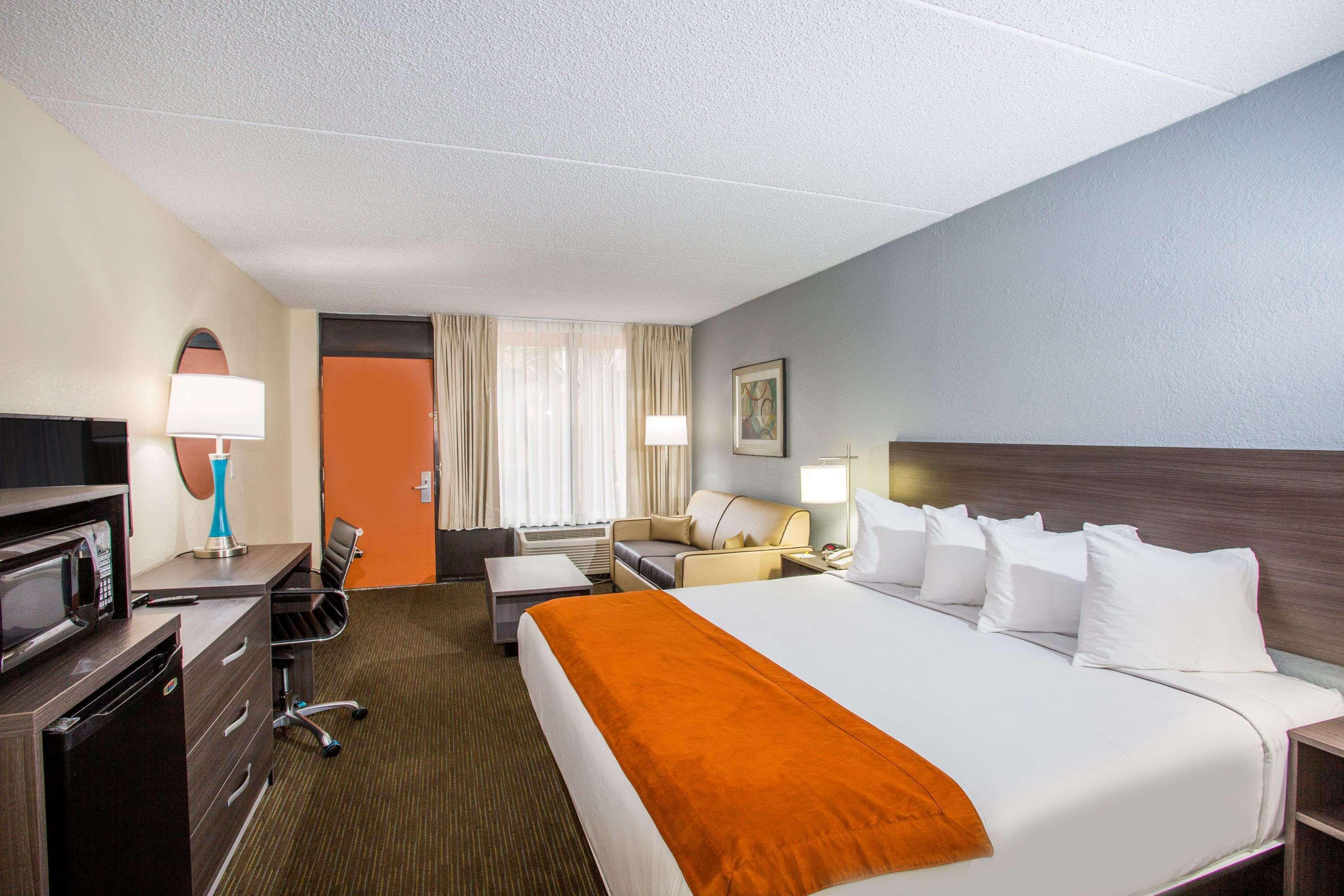Days Inn & Suites By Wyndham Orlando Airport Εξωτερικό φωτογραφία