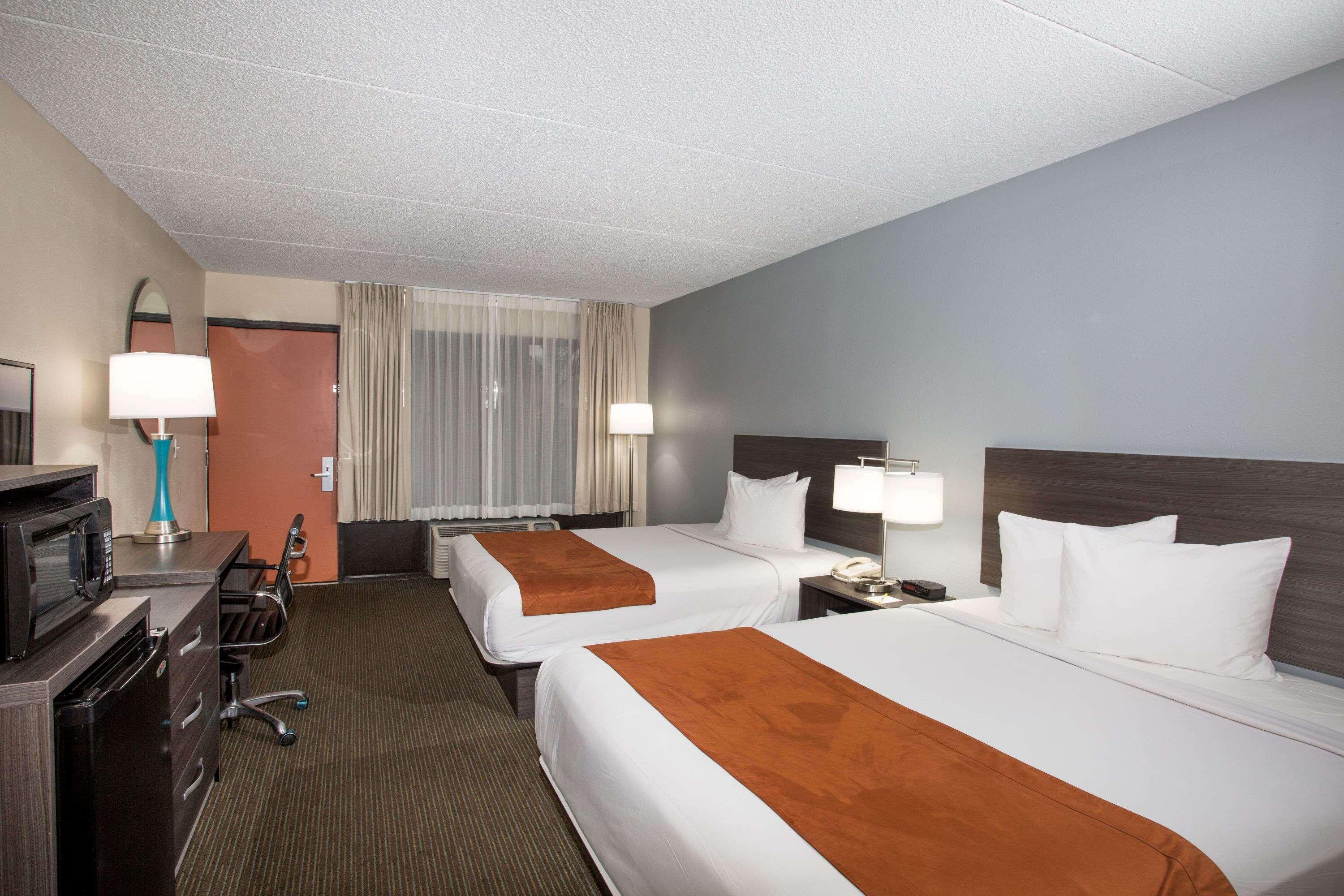 Days Inn & Suites By Wyndham Orlando Airport Εξωτερικό φωτογραφία