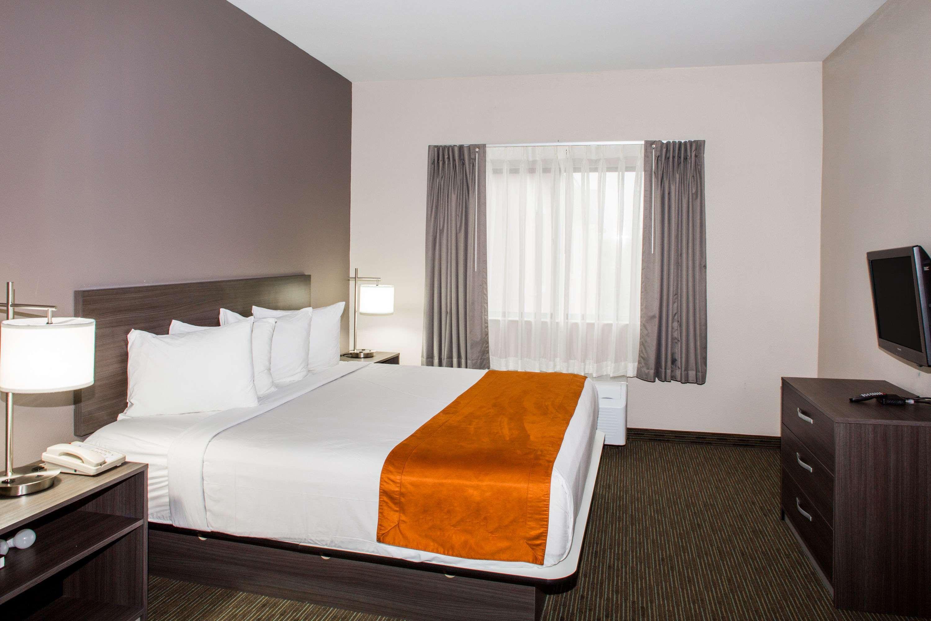 Days Inn & Suites By Wyndham Orlando Airport Εξωτερικό φωτογραφία