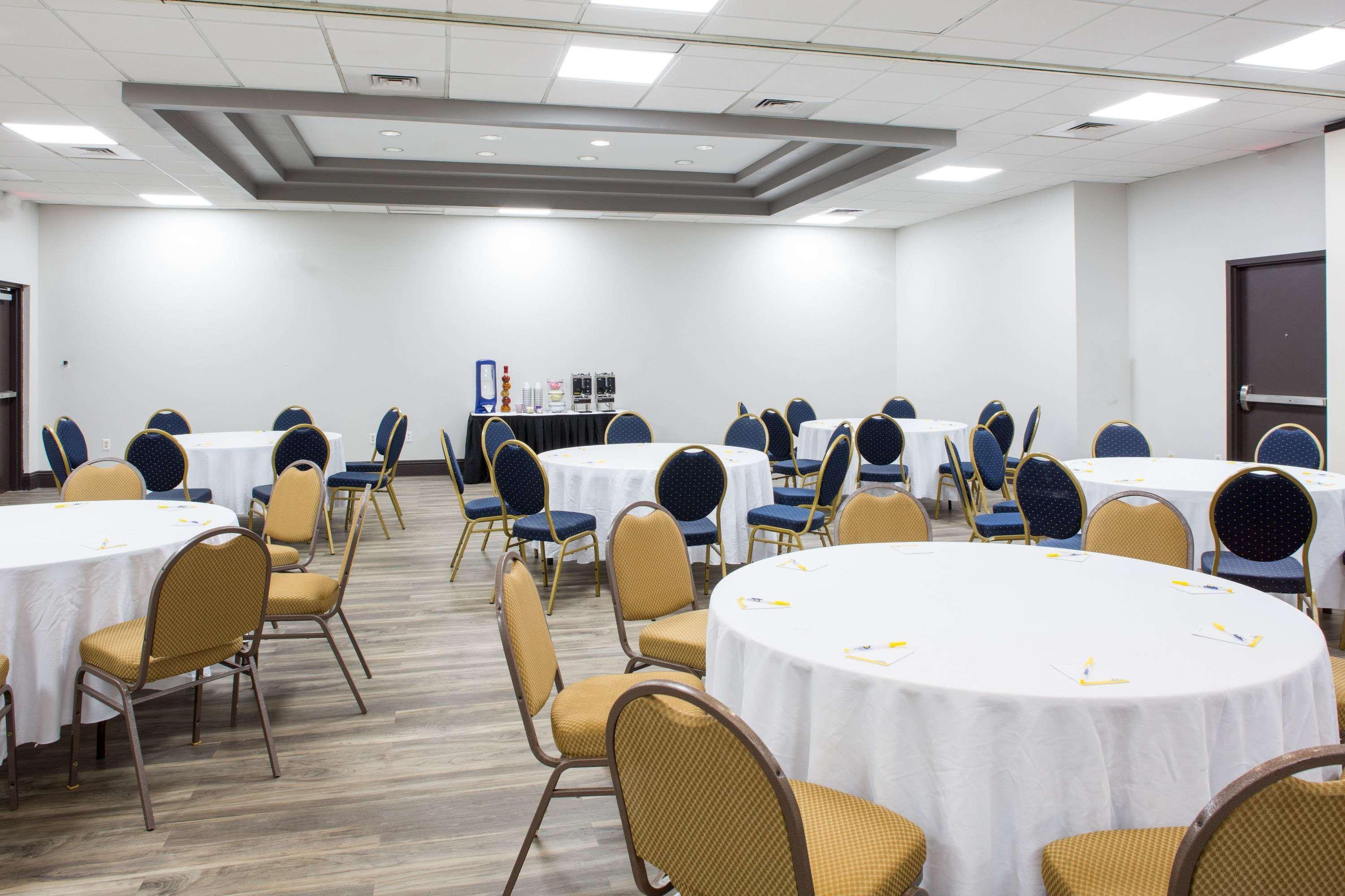 Days Inn & Suites By Wyndham Orlando Airport Εξωτερικό φωτογραφία