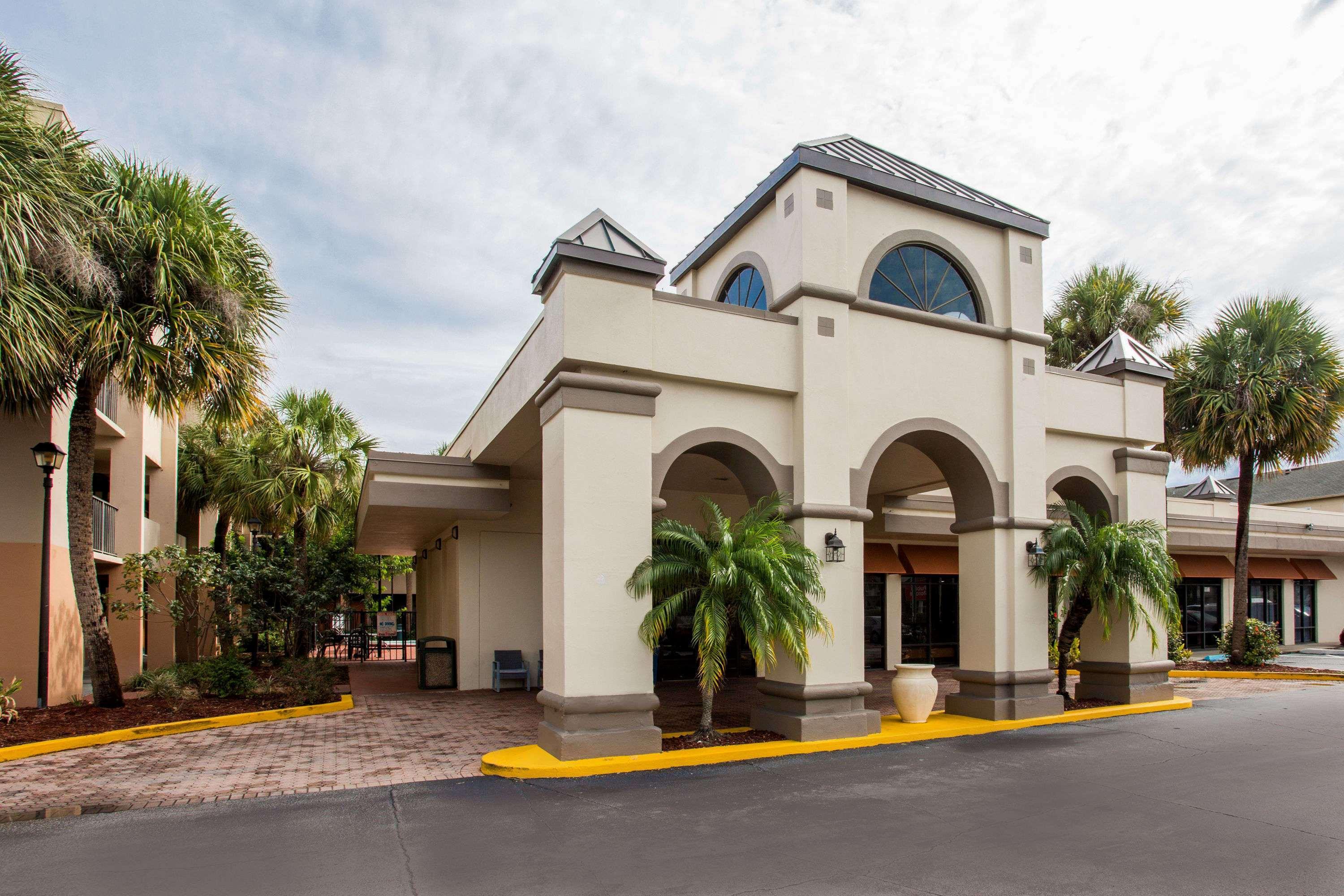Days Inn & Suites By Wyndham Orlando Airport Εξωτερικό φωτογραφία
